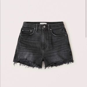 Abercrombie Curve Love High Rise Mom Shorts